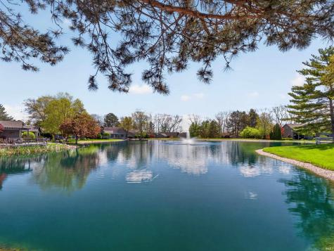 6518 E Canal Pointe Lane Fort Wayne IN 46804