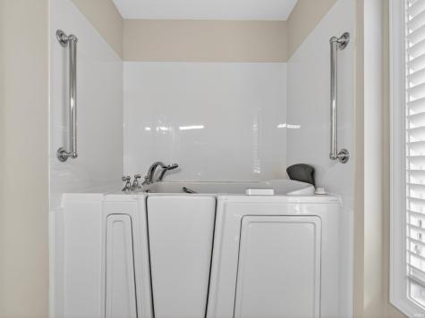 3234 Covington Reserve Parkway Fort Wayne IN 46804
