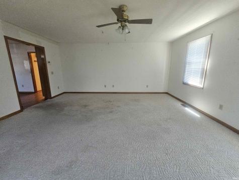 302 E Lewis Lane Spencer IN 47460