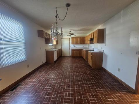 302 E Lewis Lane Spencer IN 47460