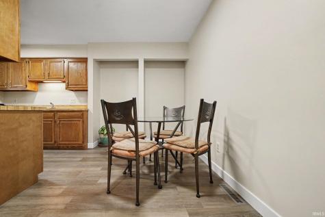1011 Wheatstone Drive Mishawaka IN 46544