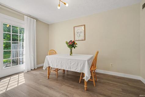 1011 Wheatstone Drive Mishawaka IN 46544