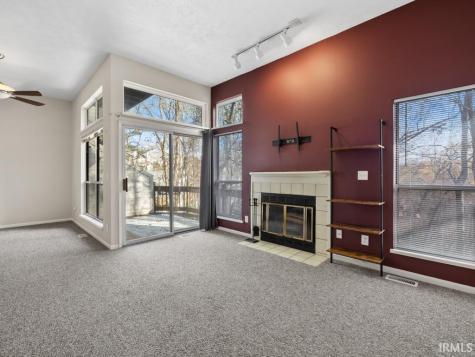 9732 S Bay Pointe Lane Bloomington IN 47401