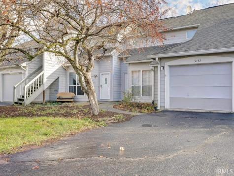 9732 S Bay Pointe Lane Bloomington IN 47401
