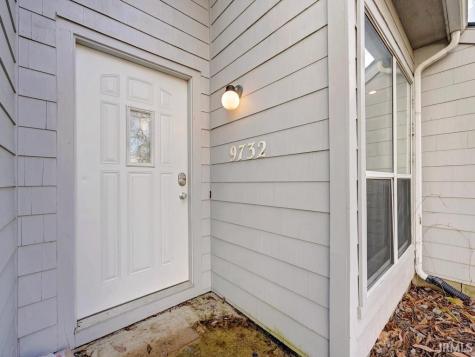 9732 S Bay Pointe Lane Bloomington IN 47401