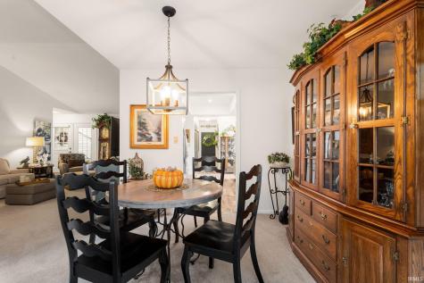 18369 Crownhill Drive South Bend IN 46637
