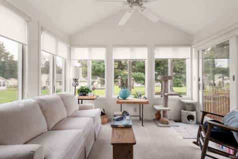 18369 Crownhill Drive South Bend IN 46637