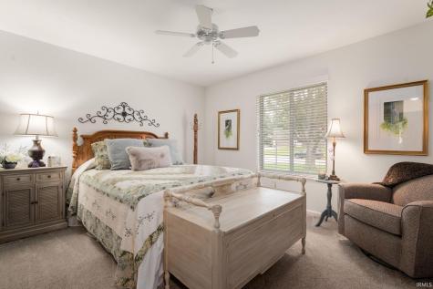 18369 Crownhill Drive South Bend IN 46637