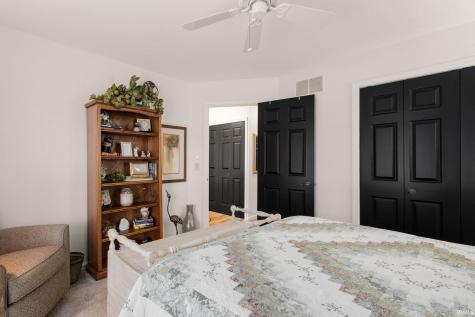18369 Crownhill Drive South Bend IN 46637