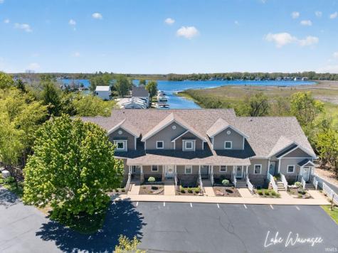8732 E Smith Drive Syracuse IN 46567