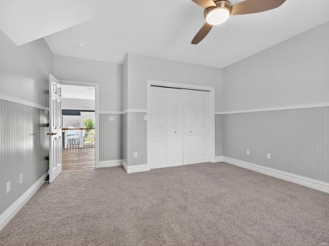 8732 E Smith Drive Syracuse IN 46567