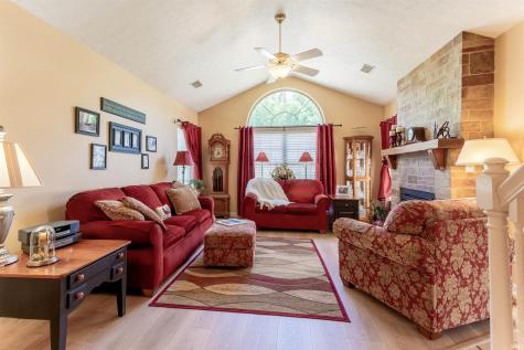 8005 River Park Way Evansville IN 47715