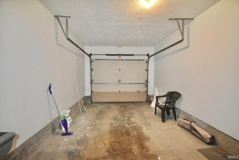 1952 E Bay Pointe Drive Bloomington IN 47401
