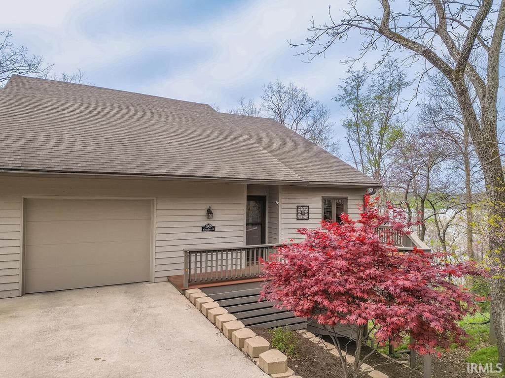 2060 E Waters Edge Drive Bloomington IN 47401