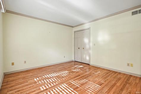 1309 E Erskine Manor Hill Drive South Bend IN 46614