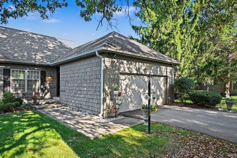 1309 E Erskine Manor Hill Drive South Bend IN 46614