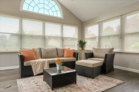 6125 Lansdown Court South Bend IN 46614