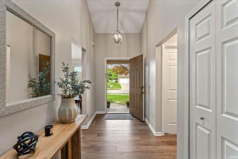 6125 Lansdown Court South Bend IN 46614