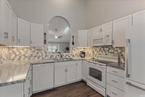 6125 Lansdown Court South Bend IN 46614