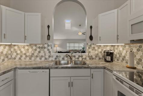 6125 Lansdown Court South Bend IN 46614