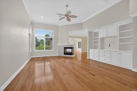 5102 W Stonebridge Drive Muncie IN 47304