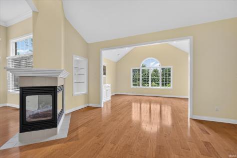 5102 W Stonebridge Drive Muncie IN 47304