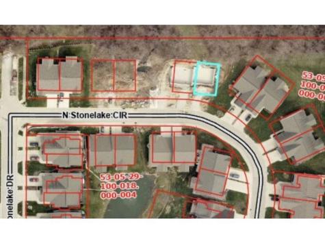 2462 N Stonelake Circle Bloomington IN 47404