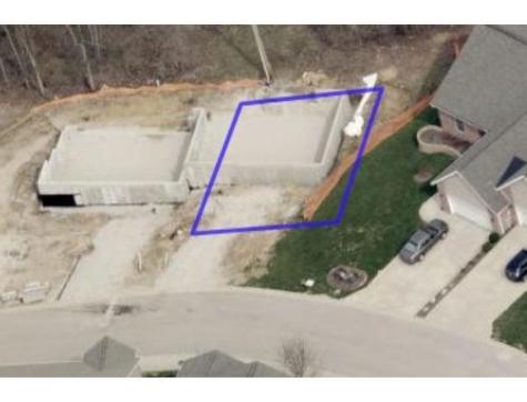2462 N Stonelake Circle Bloomington IN 47404