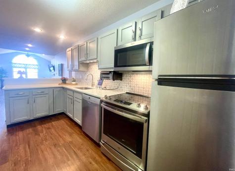 2917 W Applewood Court Muncie IN 47304