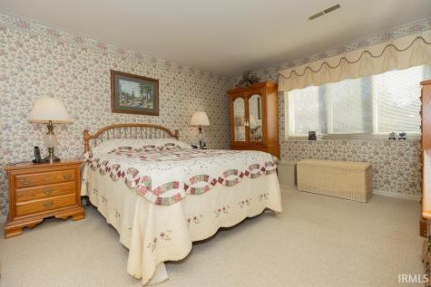 600 S Cullen #207 Avenue Evansville IN 47715