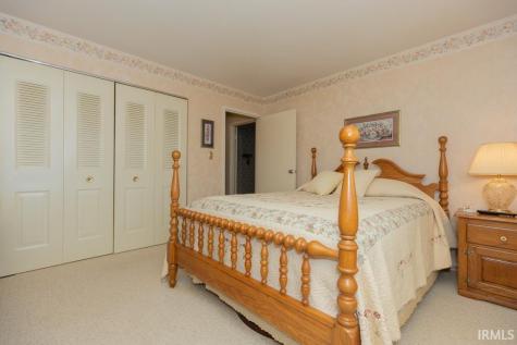 600 S Cullen #207 Avenue Evansville IN 47715