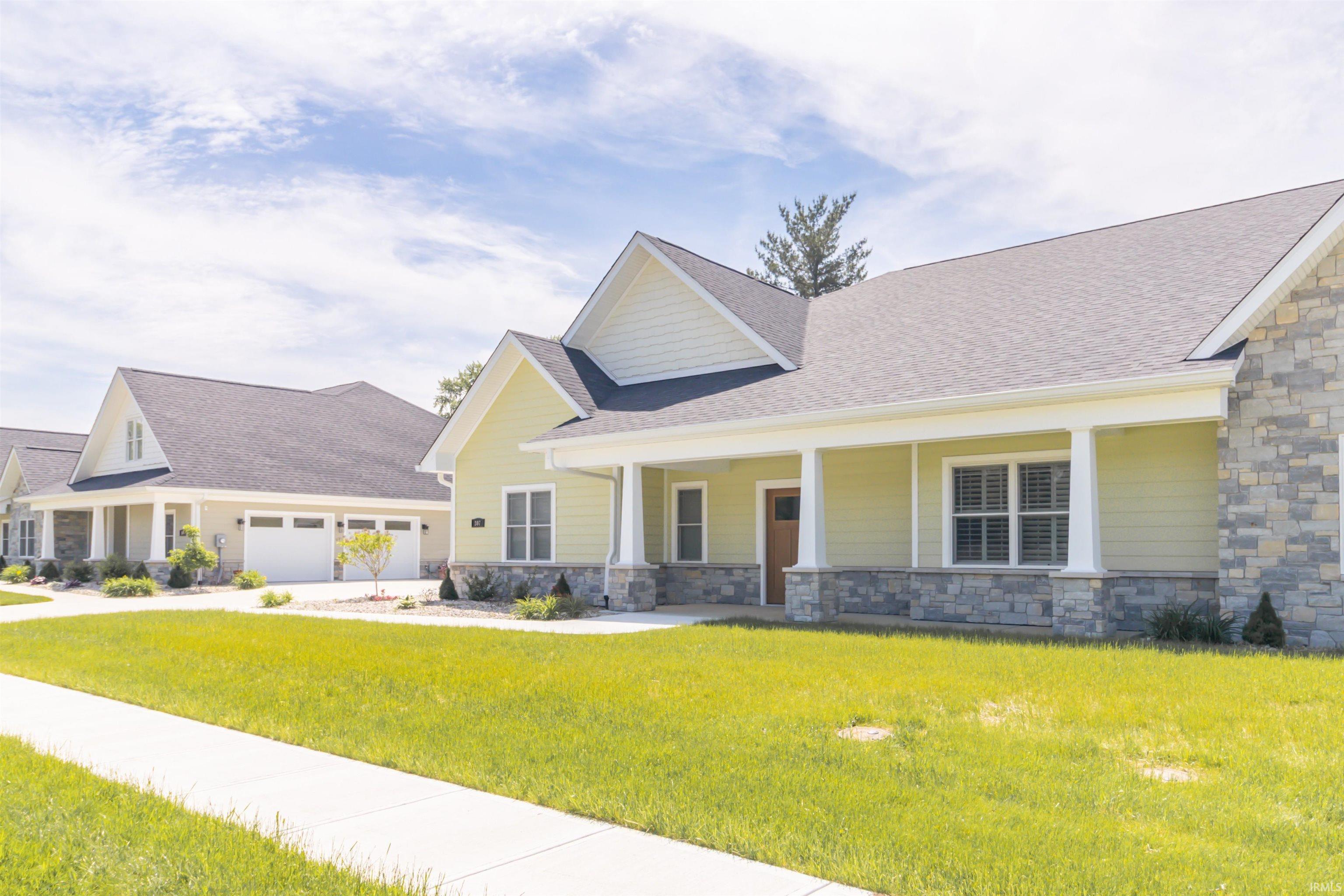 307 Blue River Drive Knightstown IN 46148
