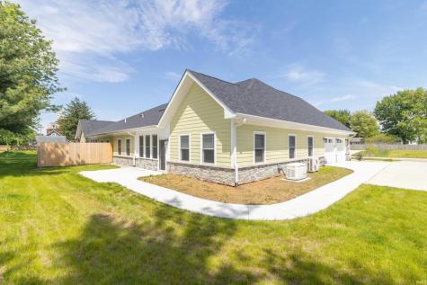 307 Blue River Drive Knightstown IN 46148