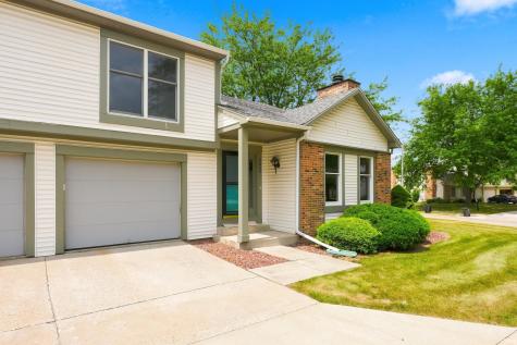 5005 Pinebrook Drive Fort Wayne IN 46804