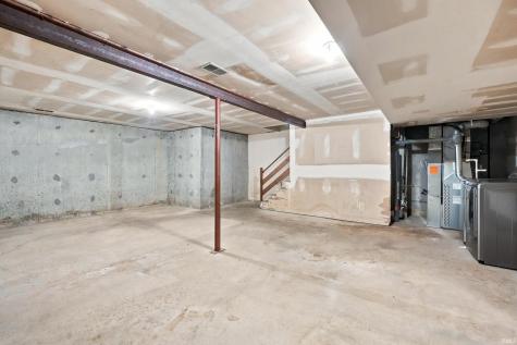 5005 Pinebrook Drive Fort Wayne IN 46804
