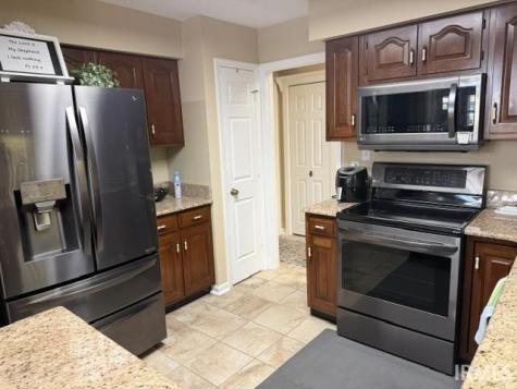 407 Francis Avenue Court Terre Haute IN 47804