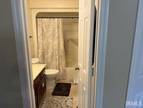 407 Francis Avenue Court Terre Haute IN 47804