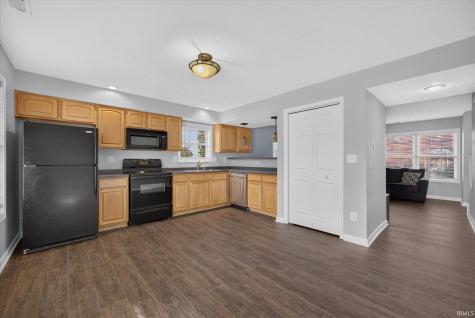 1331 S Cobble Creek Circle Bloomington IN 47401