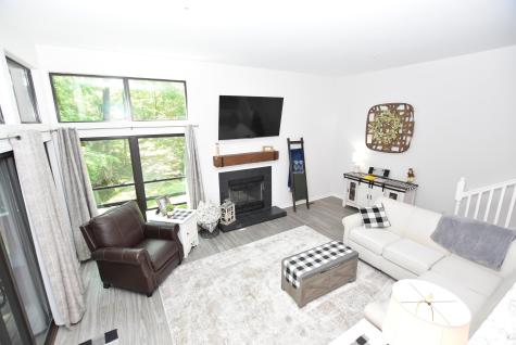 9473 S Pointe Lasalles Drive Bloomington IN 47401