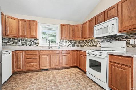 145 Brant Drive Bremen IN 46506