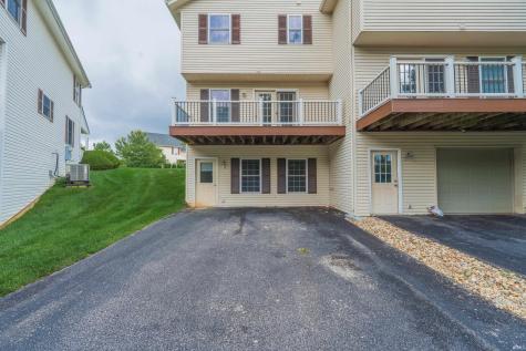 3772 E Cobble Creek Drive Bloomington IN 47401
