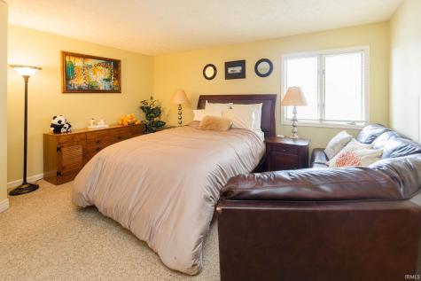 606 W Soutar Drive Bloomington IN 47403