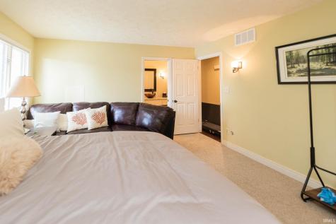 606 W Soutar Drive Bloomington IN 47403