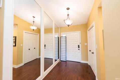 606 W Soutar Drive Bloomington IN 47403