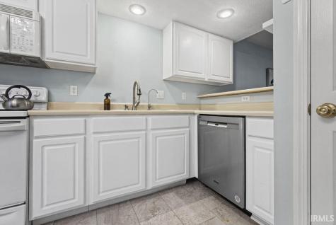 3438 S Oaklawn Circle Bloomington IN 47401