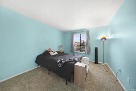 2127 Bayside Court Fort Wayne IN 46804