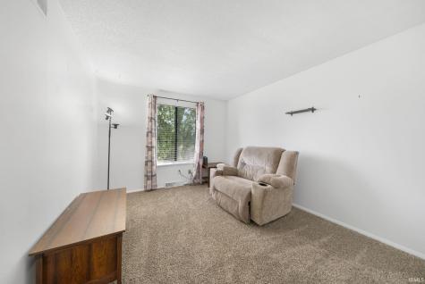 2127 Bayside Court Fort Wayne IN 46804