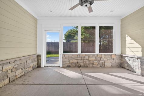 307 Blue River Drive Knightstown IN 46148