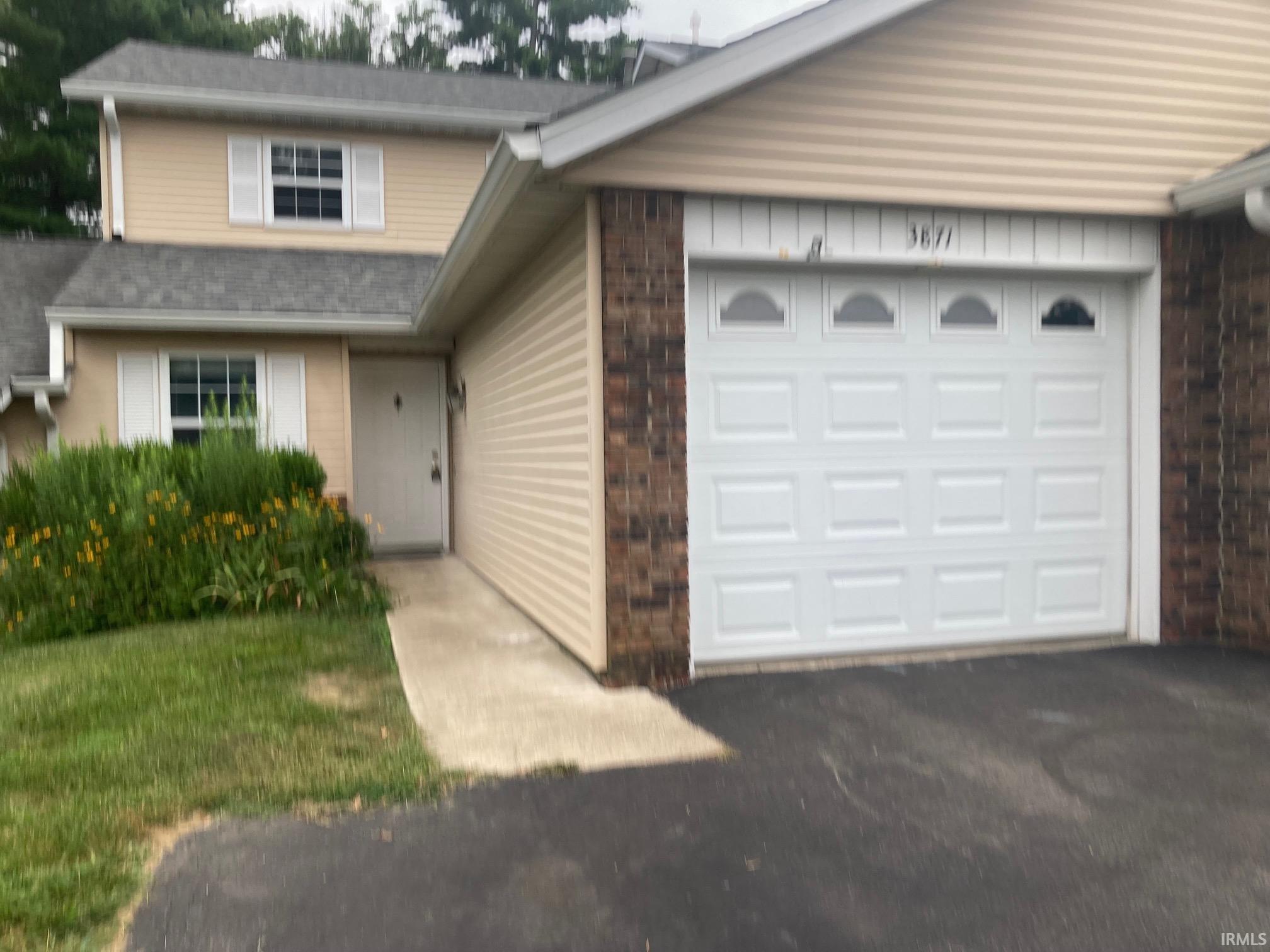 3871 S Laurel Court Bloomington IN 47401