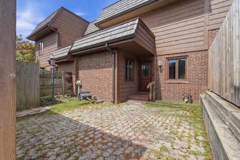 6708 Quail Ridge Lane Fort Wayne IN 46804